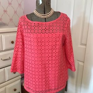 Gorgeous eyelet flowy top in coral